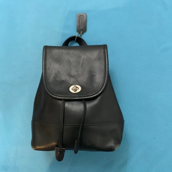 Coach Bags Vintage Coach Turnlock Black Leather Backpack Poshmark